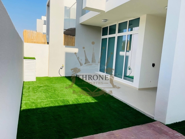 3 Bedroom Townhouse for Sale in DAMAC Hills 2 (Akoya by DAMAC) - Photo 1 | Throne Properties