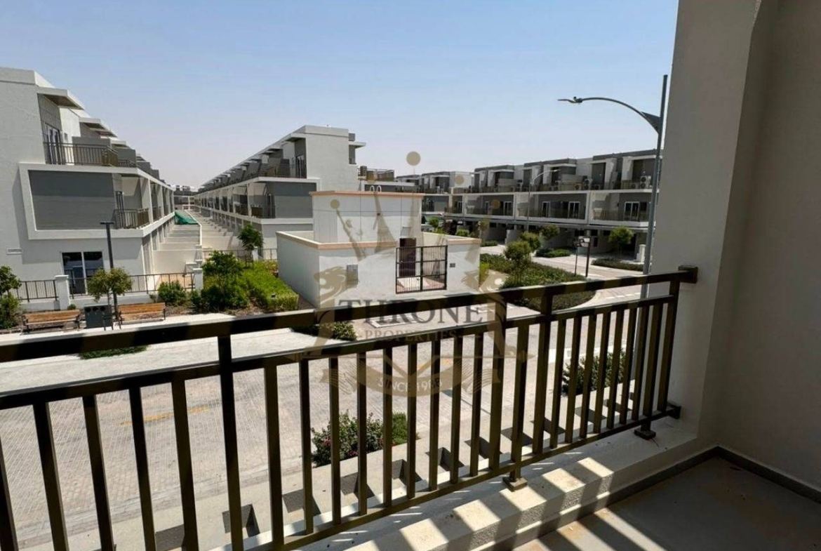 4 Bedroom Townhouse for Sale in DAMAC Hills 2 (Akoya by DAMAC) - Photo 13 | Throne Properties