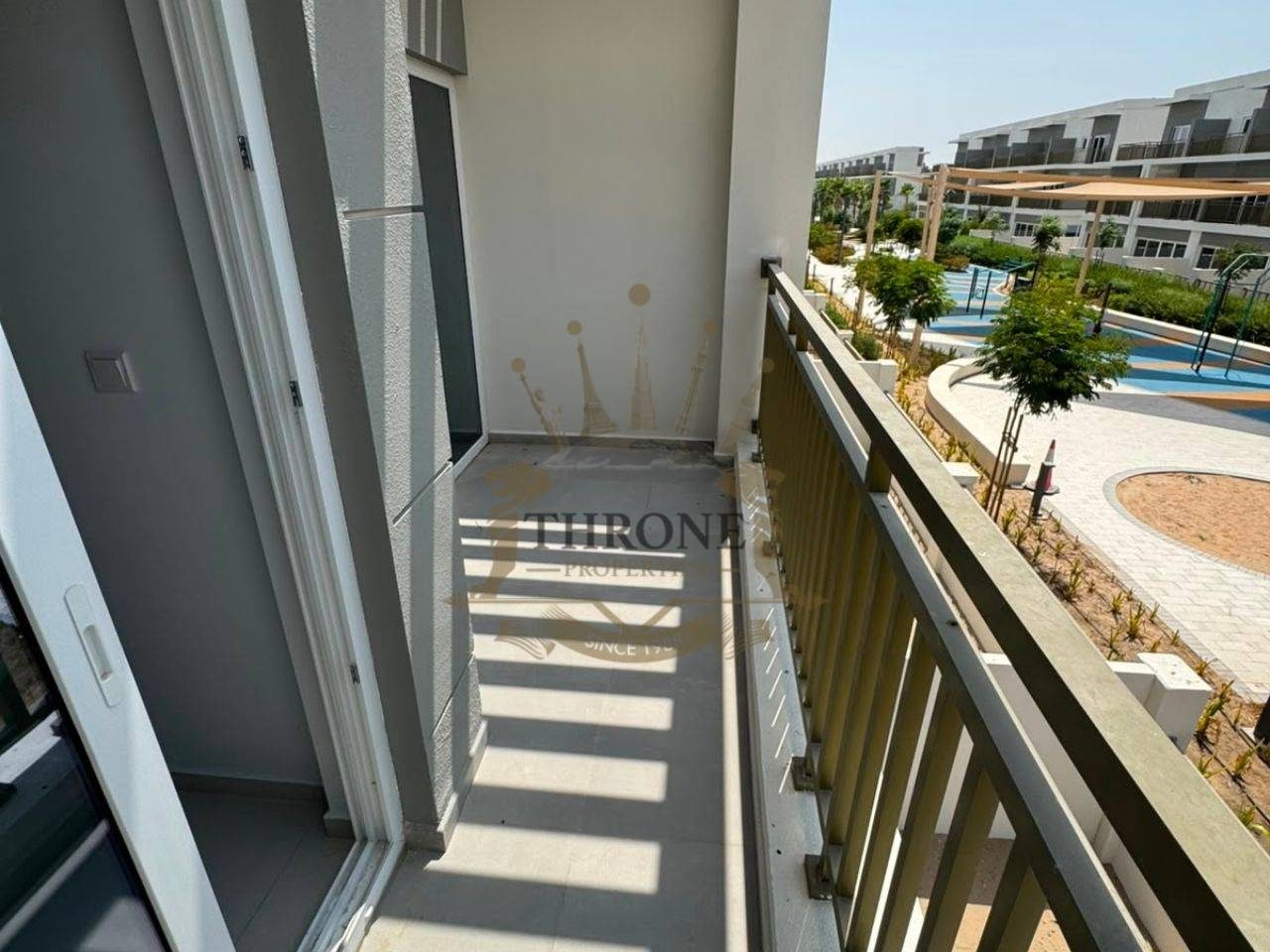 4 Bedroom Townhouse for Sale in DAMAC Hills 2 (Akoya by DAMAC) - Photo 2 | Throne Properties