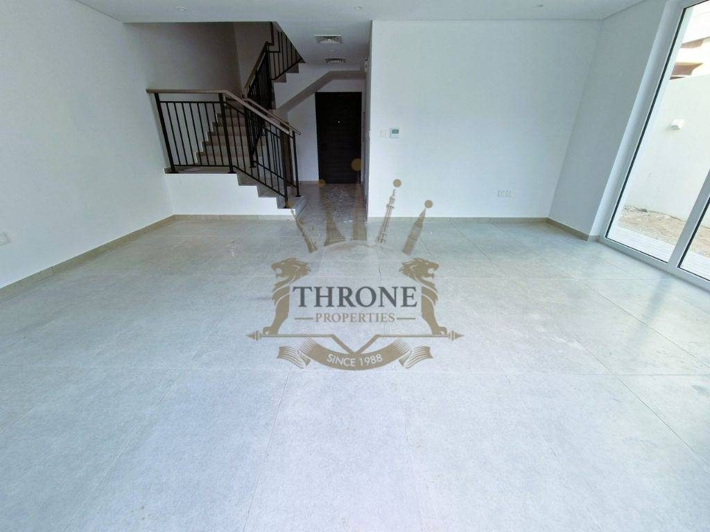 4 Bedroom Townhouse for Sale in DAMAC Hills 2 (Akoya by DAMAC) - Photo 2 | Throne Properties