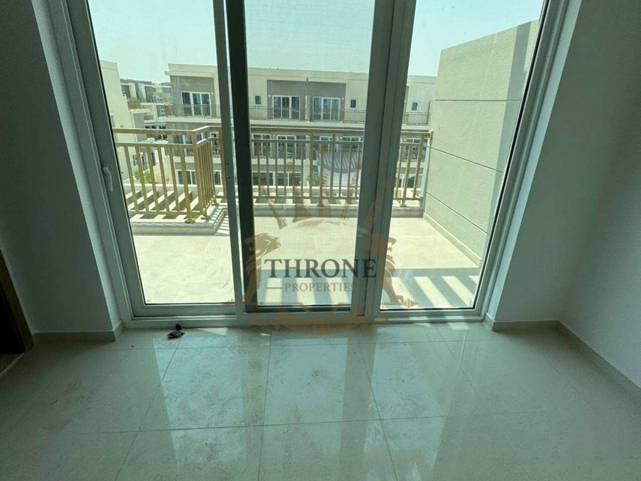 4 Bedroom Townhouse for Sale in DAMAC Hills 2 (Akoya by DAMAC) - Photo 6 | Throne Properties