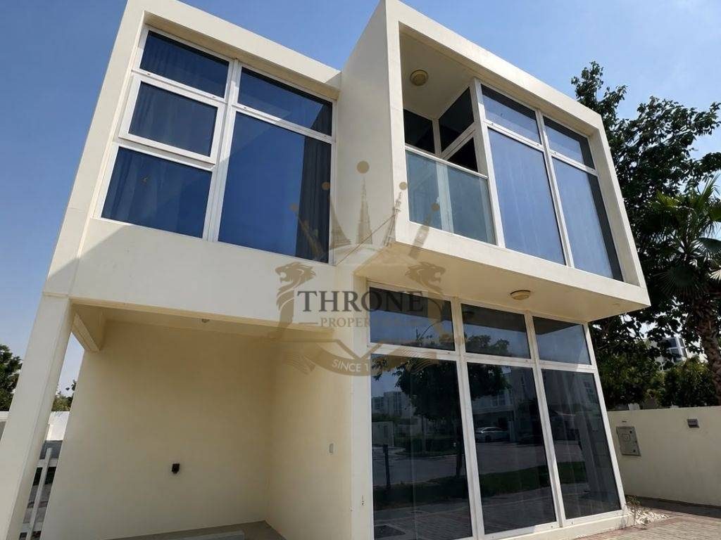 6 Bedroom Villa for Sale in DAMAC Hills 2 (Akoya by DAMAC) - Photo 1 | Throne Properties