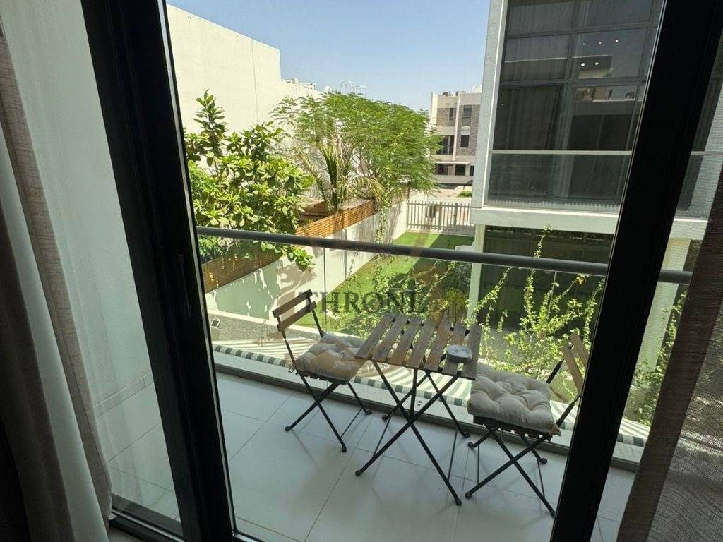 6 Bedroom Villa for Sale in DAMAC Hills 2 (Akoya by DAMAC) - Photo 2 | Throne Properties