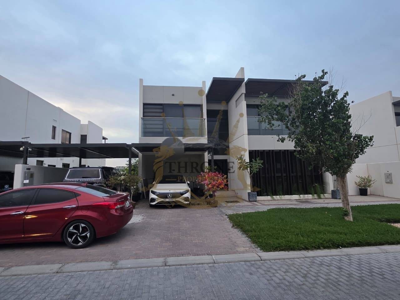 6 Bedroom Villa for Sale in DAMAC Hills 2 (Akoya by DAMAC) - Photo 3 | Throne Properties