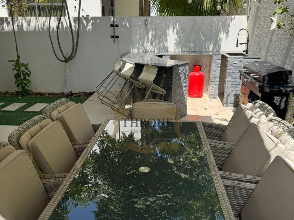 6 Bedroom Villa for Sale in DAMAC Hills 2 (Akoya by DAMAC) - Photo 6 | Throne Properties