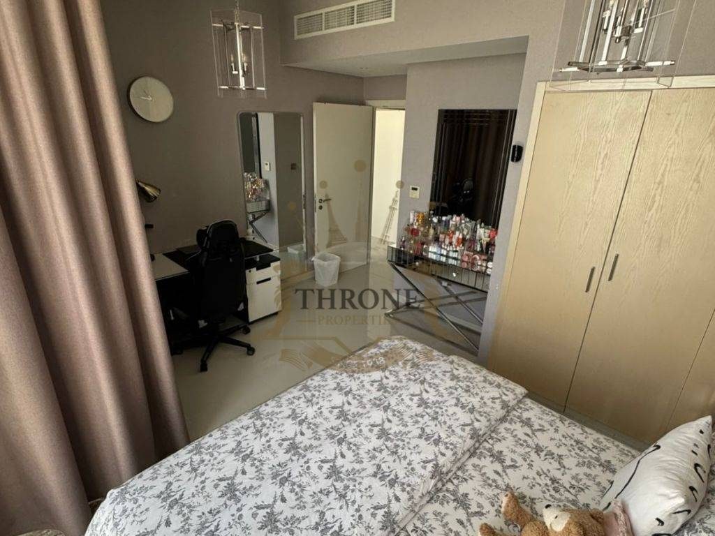 6 Bedroom Villa for Sale in DAMAC Hills 2 (Akoya by DAMAC) - Photo 8 | Throne Properties