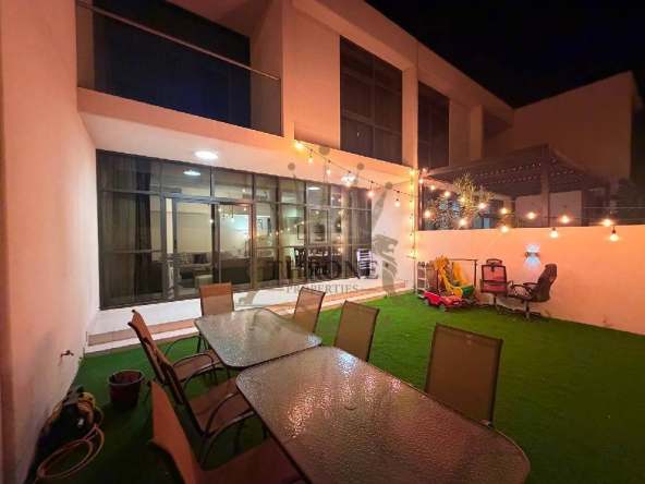 3 Bedroom Townhouse for Rent in DAMAC Hills 2 (Akoya by DAMAC) - Photo 1 | Throne Properties
