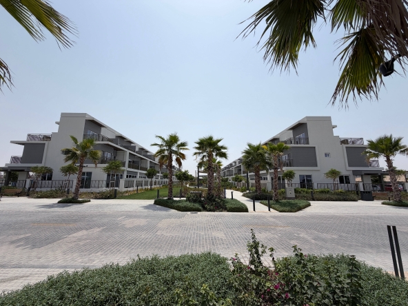 4 Bedroom Townhouse for Rent in DAMAC Hills 2 (Akoya by DAMAC) - Photo 1 | Throne Properties