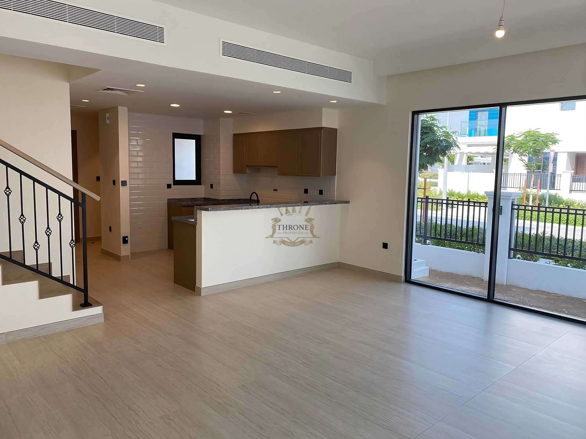 5 Bedroom Townhouse for Sale in Damac Lagoons - Photo 10 | Throne Properties