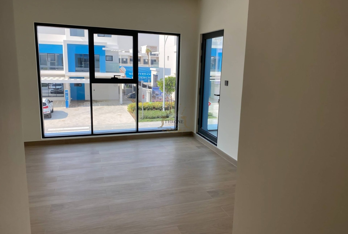 5 Bedroom Townhouse for Sale in Damac Lagoons - Photo 12 | Throne Properties