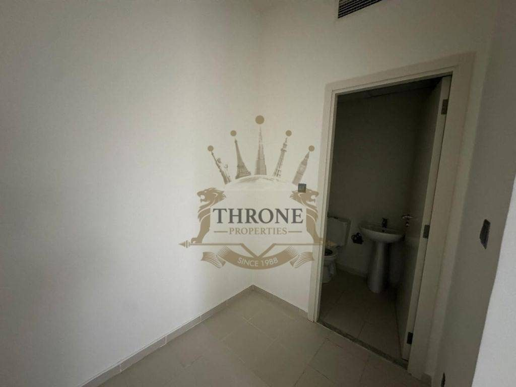 6 Bedroom Villa for Sale in DAMAC Hills 2 (Akoya by DAMAC) - Photo 15 | Throne Properties