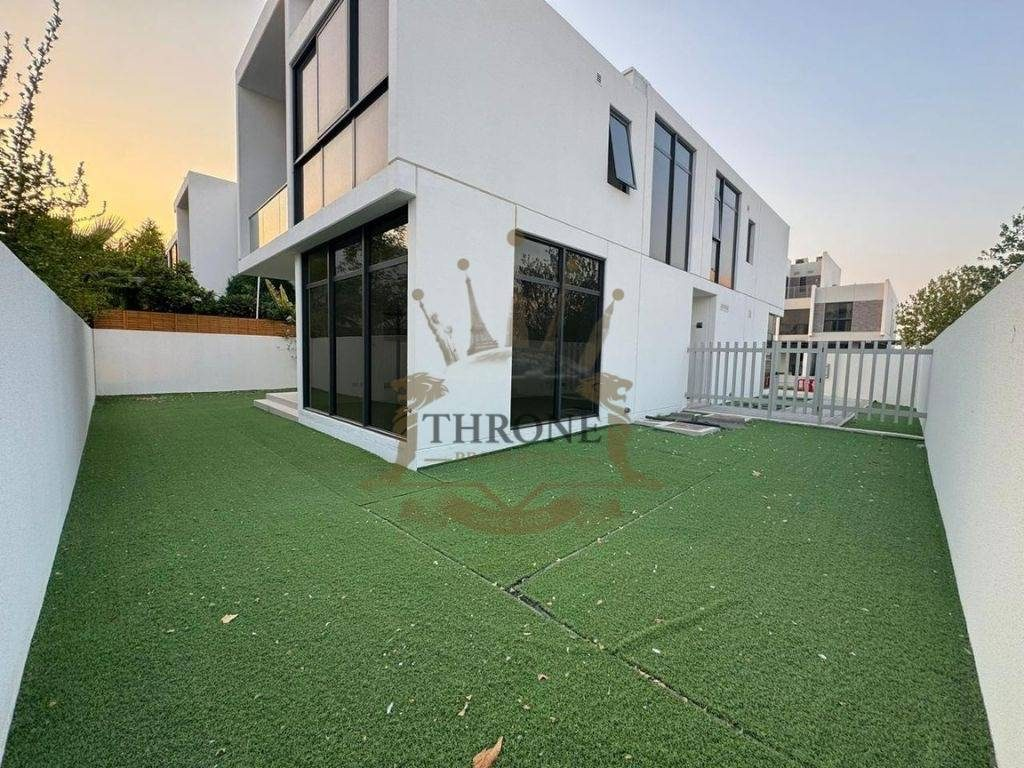 6 Bedroom Villa for Sale in DAMAC Hills 2 (Akoya by DAMAC) - Photo 16 | Throne Properties