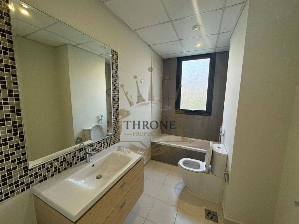 6 Bedroom Villa for Sale in DAMAC Hills 2 (Akoya by DAMAC) - Photo 18 | Throne Properties