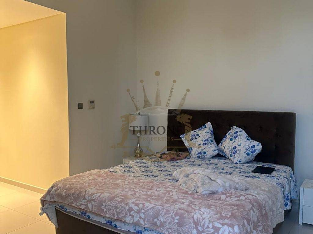 6 Bedroom Villa for Sale in DAMAC Hills 2 (Akoya by DAMAC) - Photo 2 | Throne Properties