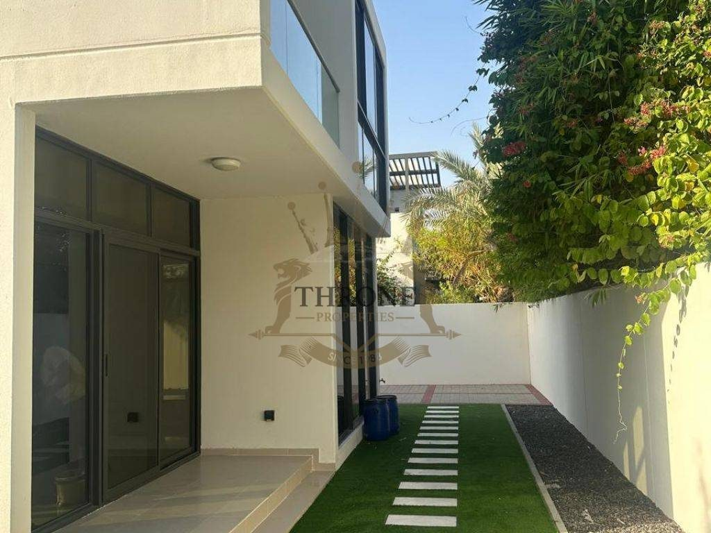 6 Bedroom Villa for Sale in DAMAC Hills 2 (Akoya by DAMAC) - Photo 9 | Throne Properties