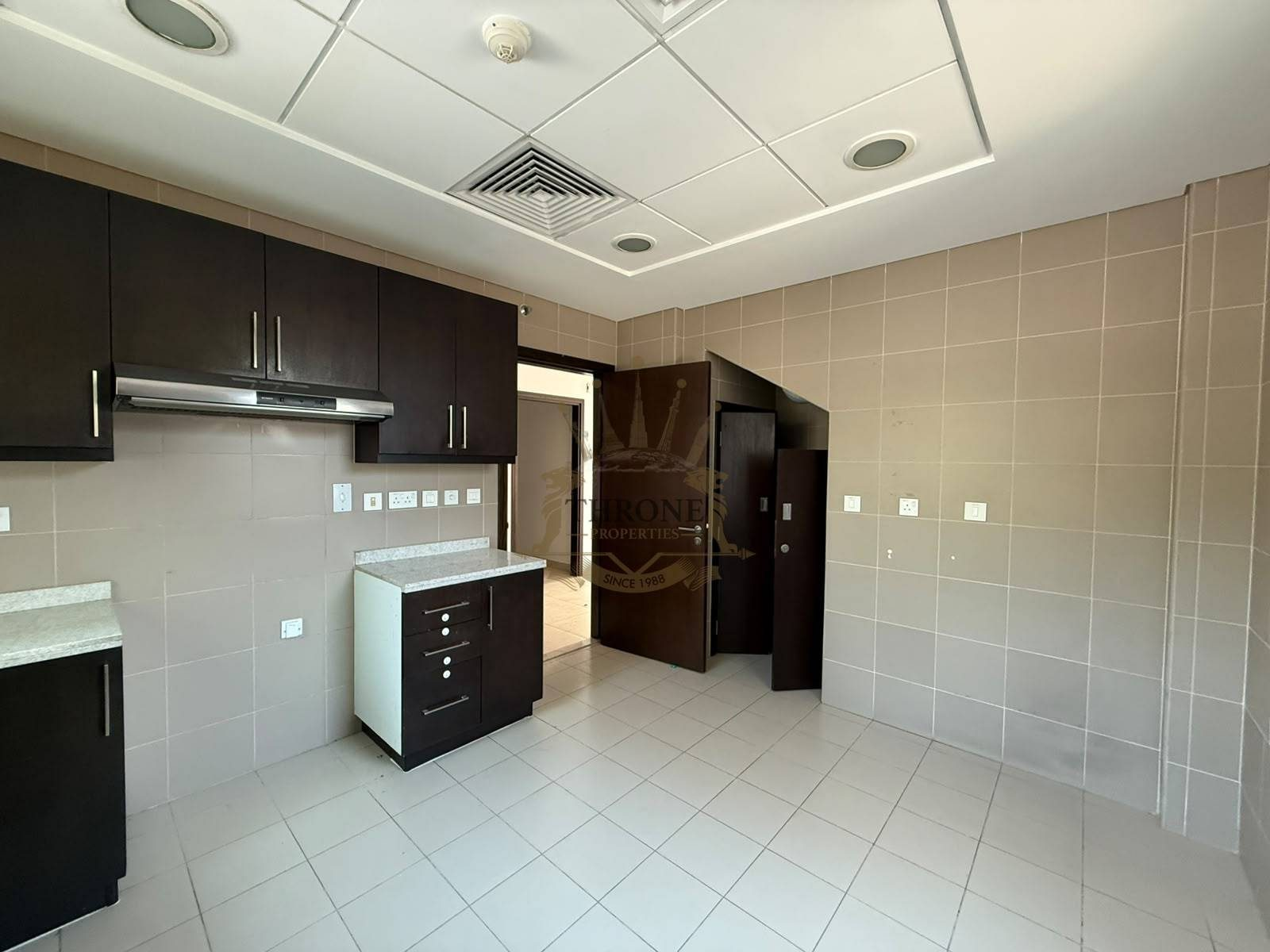 3 Bedroom Villa for Rent in Dubai Science Park - Photo 6 | Throne Properties