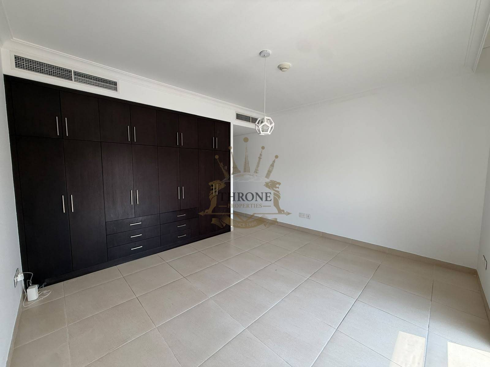 3 Bedroom Villa for Rent in Dubai Science Park - Photo 9 | Throne Properties