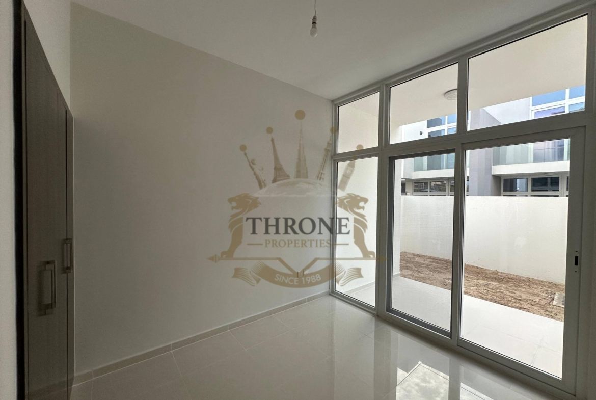 3 Bedroom Townhouse for Rent in DAMAC Hills 2 (Akoya by DAMAC) - Photo 1 | Throne Properties
