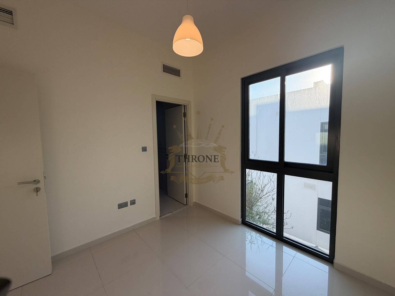 3 Bedroom Townhouse for Rent in DAMAC Hills 2 (Akoya by DAMAC) - Photo 10 | Throne Properties