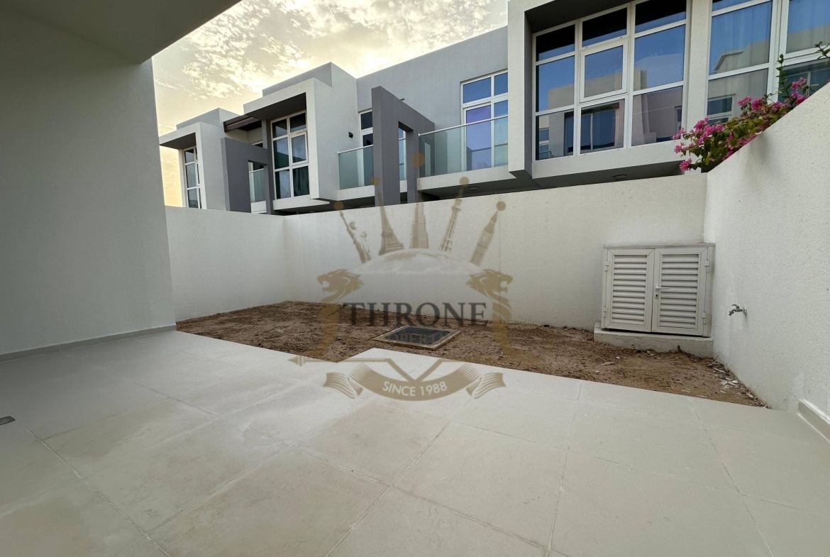 3 Bedroom Townhouse for Rent in DAMAC Hills 2 (Akoya by DAMAC) - Photo 11 | Throne Properties