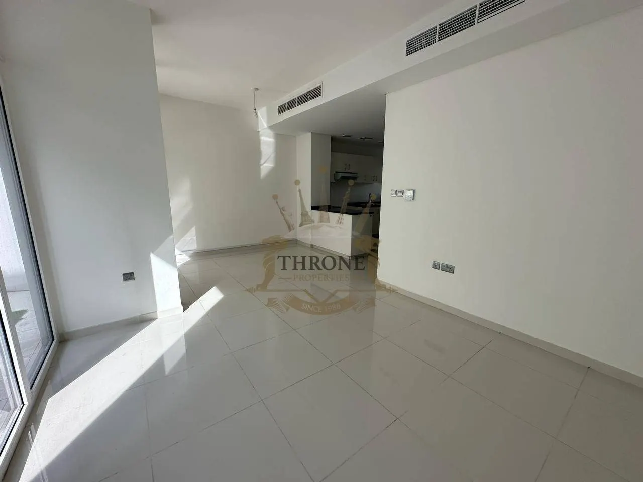 3 Bedroom Townhouse for Rent in DAMAC Hills 2 (Akoya by DAMAC) - Photo 11 | Throne Properties