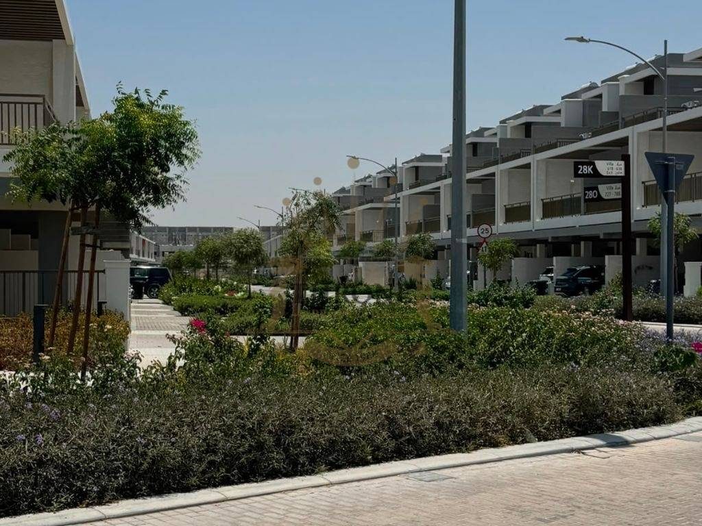 4 Bedroom Townhouse for Rent in DAMAC Hills 2 (Akoya by DAMAC) - Photo 12 | Throne Properties