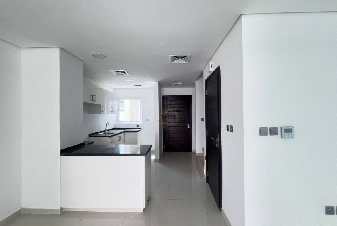 3 Bedroom Townhouse for Rent in DAMAC Hills 2 (Akoya by DAMAC) - Photo 2 | Throne Properties