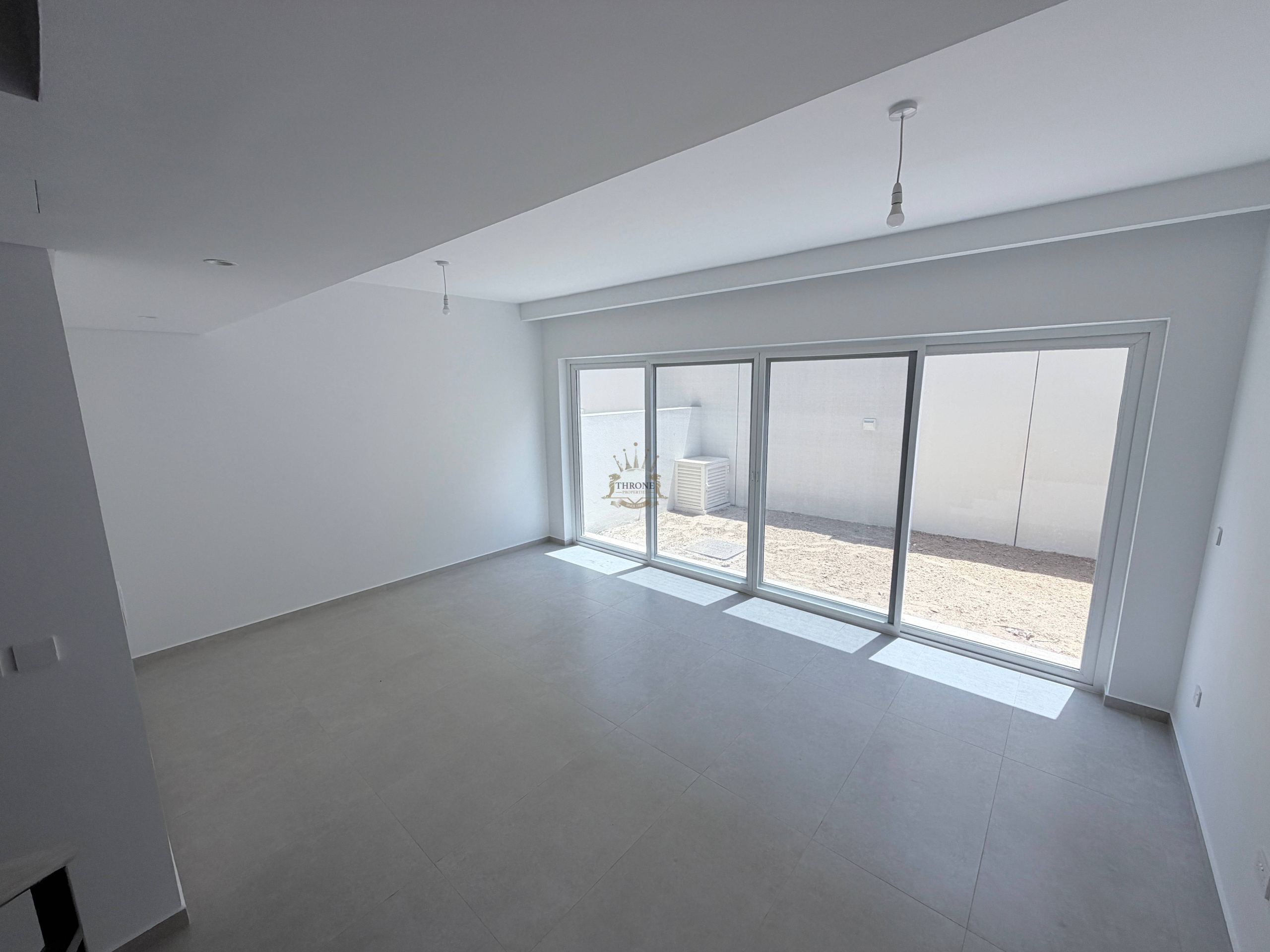 4 Bedroom Townhouse for Rent in DAMAC Hills 2 (Akoya by DAMAC) - Photo 2 | Throne Properties