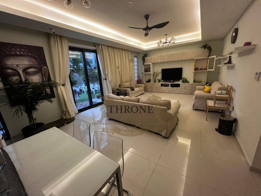 5 Bedroom Townhouse for Rent in DAMAC Hills 2 (Akoya by DAMAC) - Photo 2 | Throne Properties