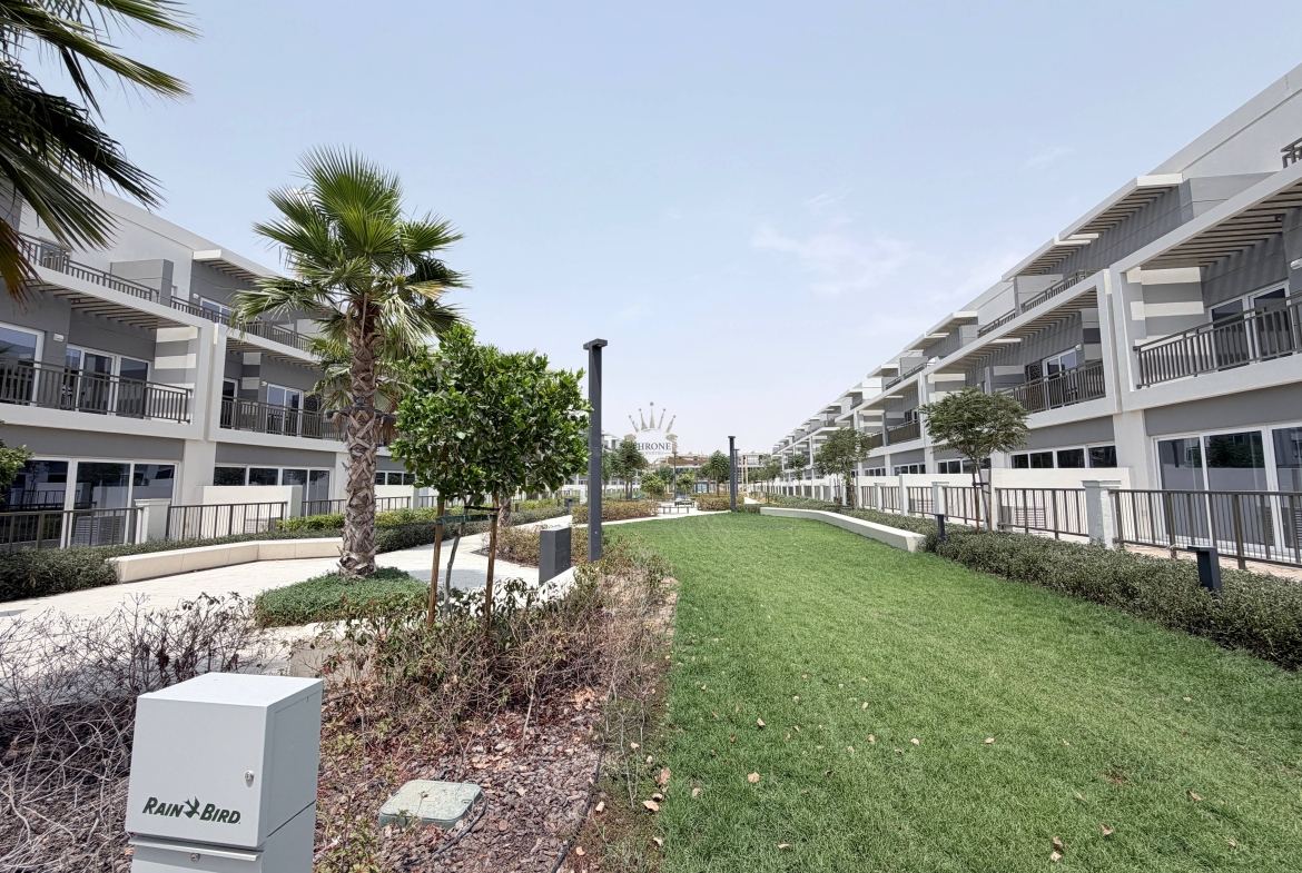 4 Bedroom Townhouse for Rent in DAMAC Hills 2 (Akoya by DAMAC) - Photo 2 | Throne Properties