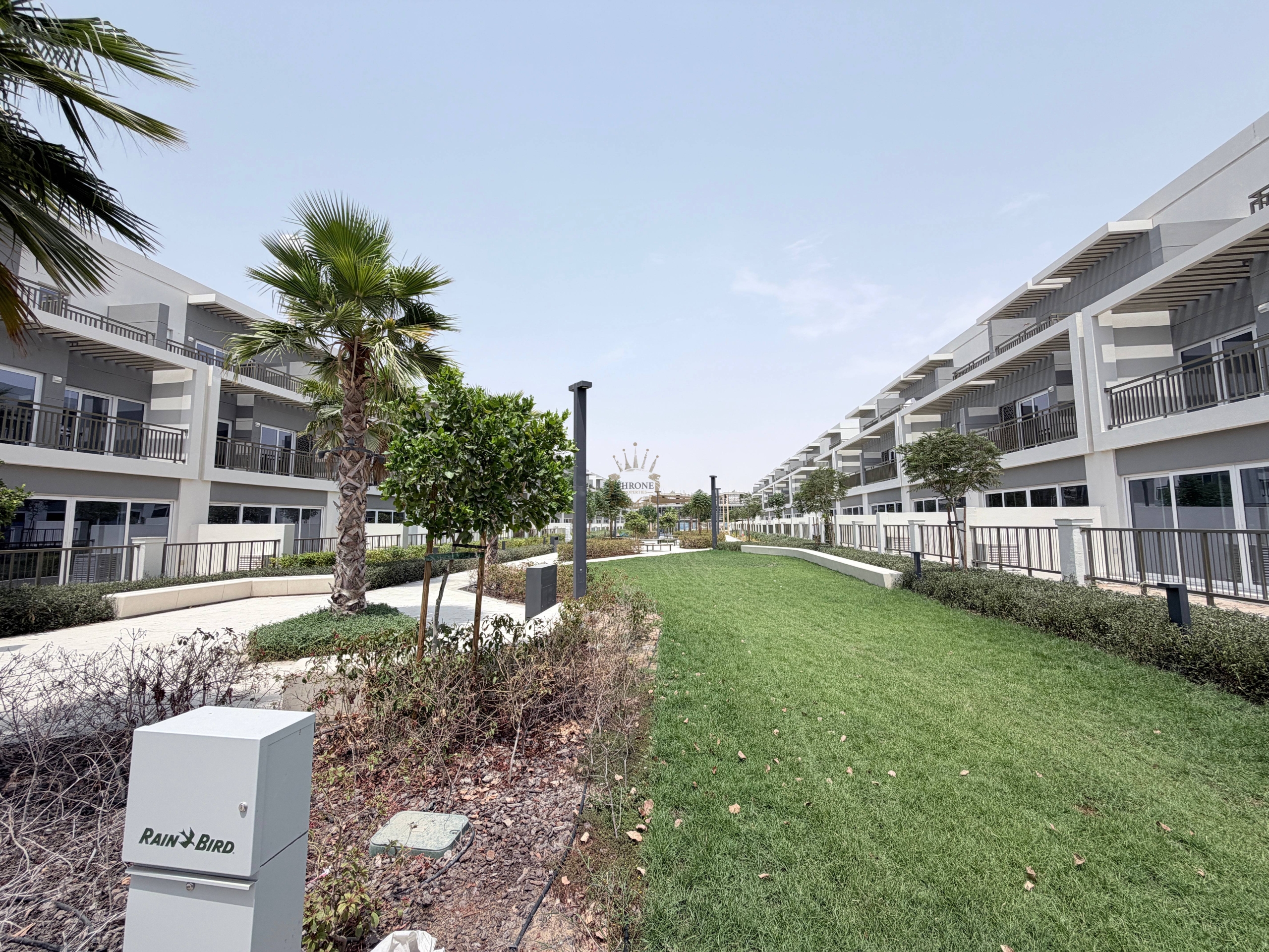 4 Bedroom Townhouse for Rent in DAMAC Hills 2 (Akoya by DAMAC) - Photo 2 | Throne Properties