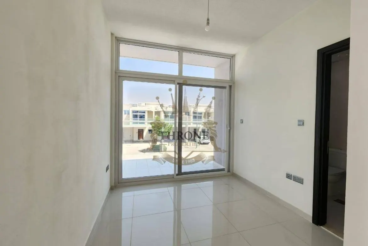 3 Bedroom Townhouse for Rent in DAMAC Hills 2 (Akoya by DAMAC) - Photo 3 | Throne Properties