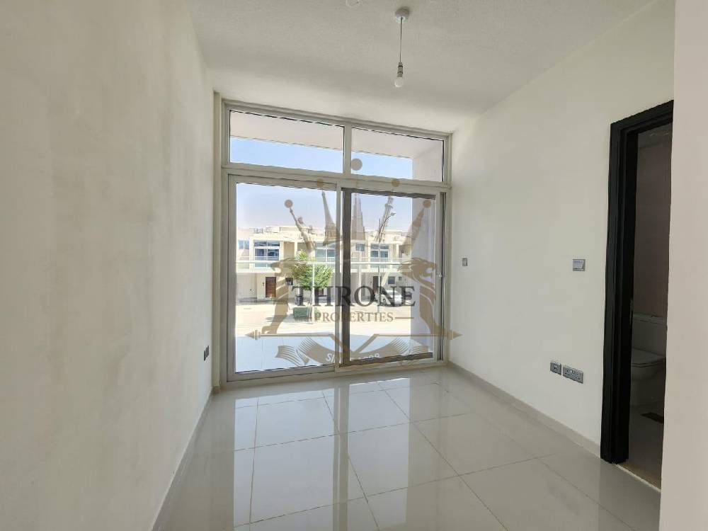 3 Bedroom Townhouse for Rent in DAMAC Hills 2 (Akoya by DAMAC) - Photo 4 | Throne Properties