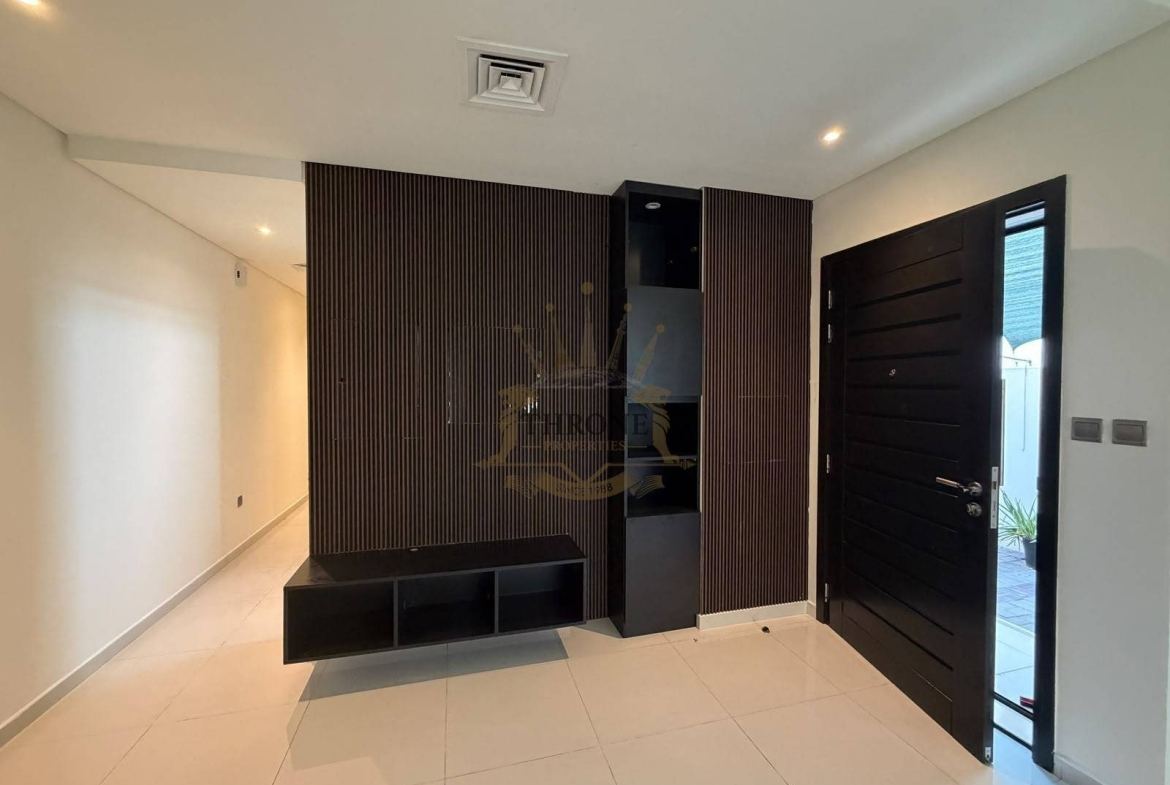 3 Bedroom Townhouse for Rent in DAMAC Hills 2 (Akoya by DAMAC) - Photo 4 | Throne Properties
