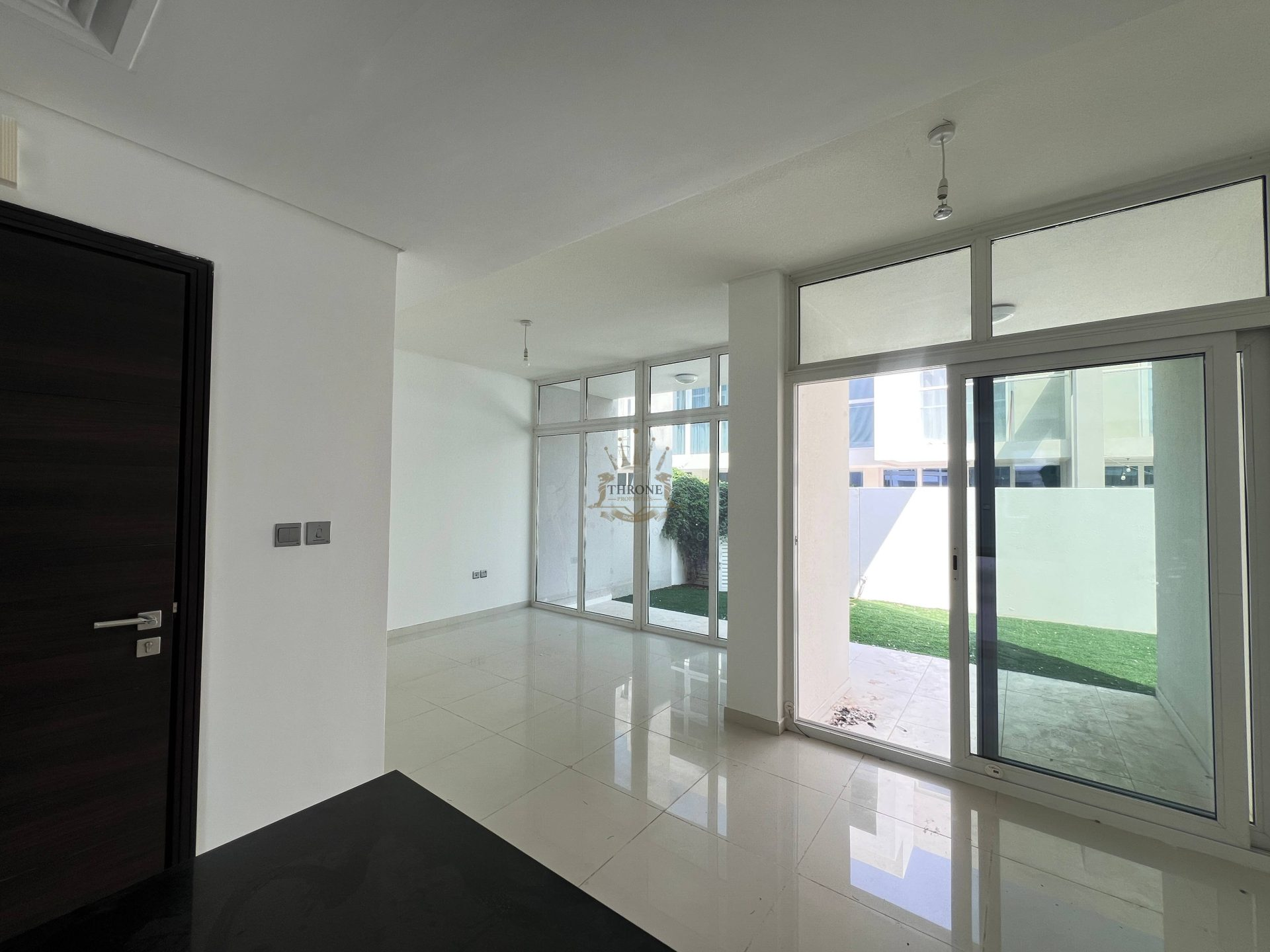 3 Bedroom Townhouse for Rent in DAMAC Hills 2 (Akoya by DAMAC) - Photo 4 | Throne Properties