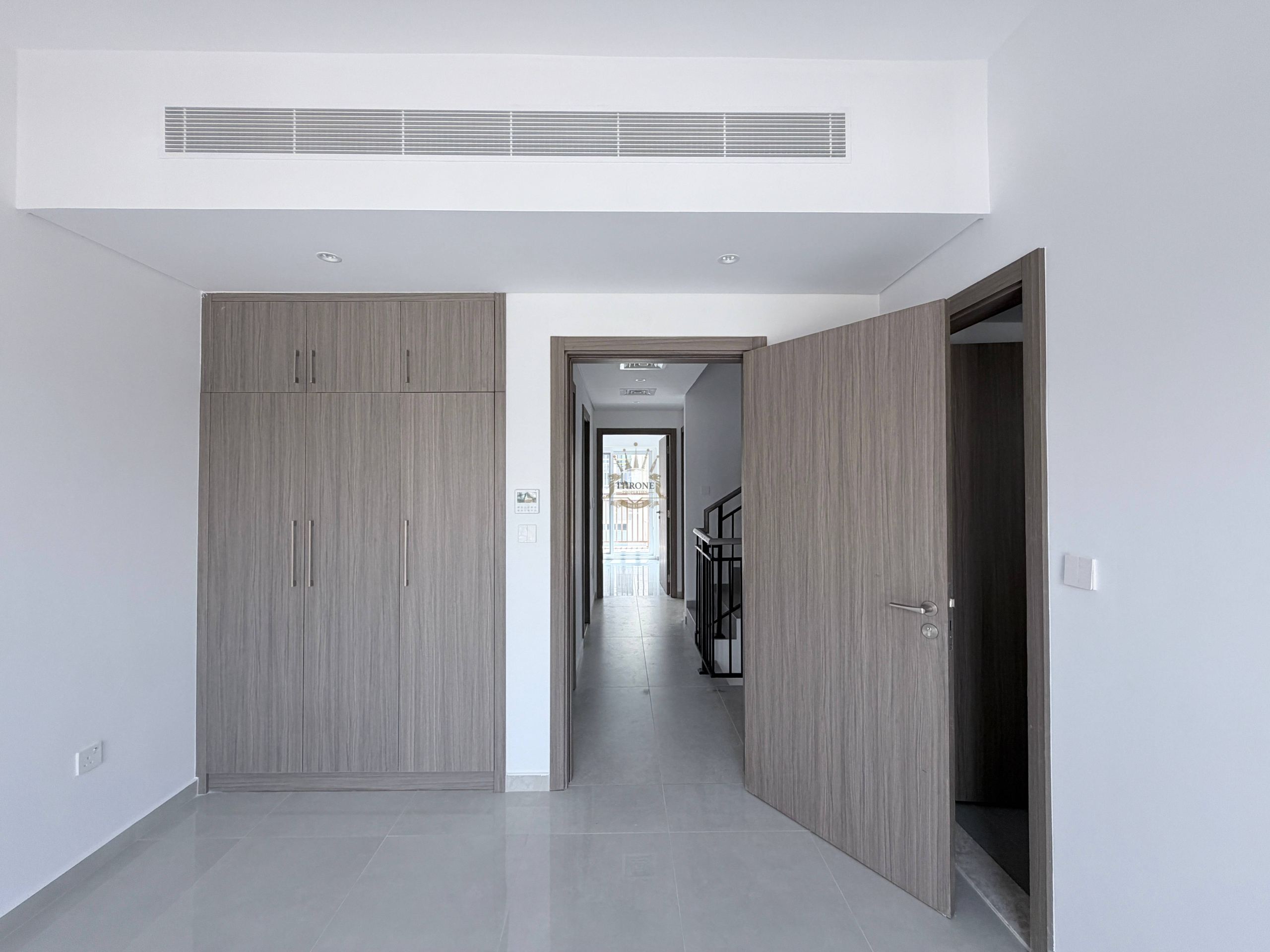 4 Bedroom Townhouse for Rent in DAMAC Hills 2 (Akoya by DAMAC) - Photo 4 | Throne Properties