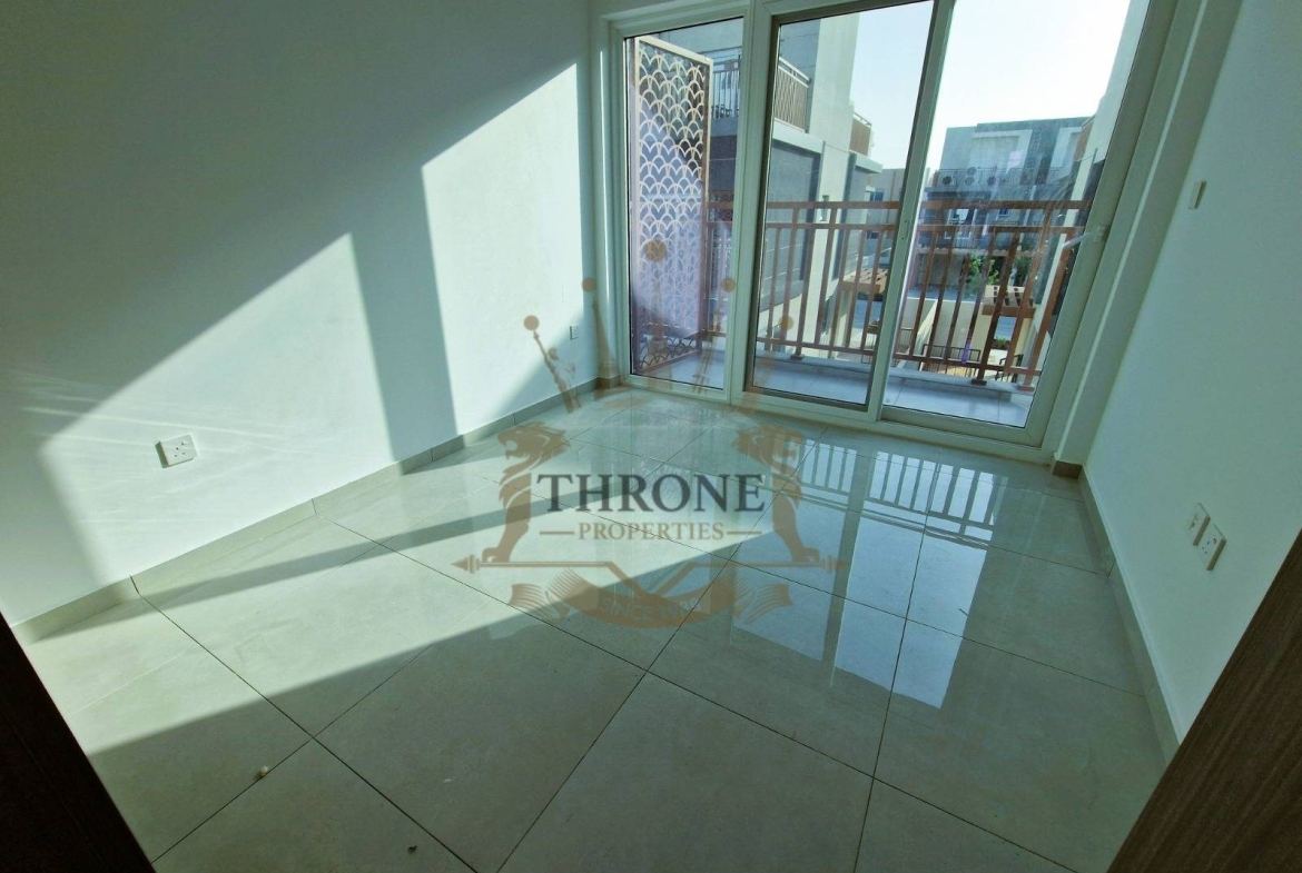 4 Bedroom Townhouse for Rent in DAMAC Hills 2 (Akoya by DAMAC) - Photo 4 | Throne Properties