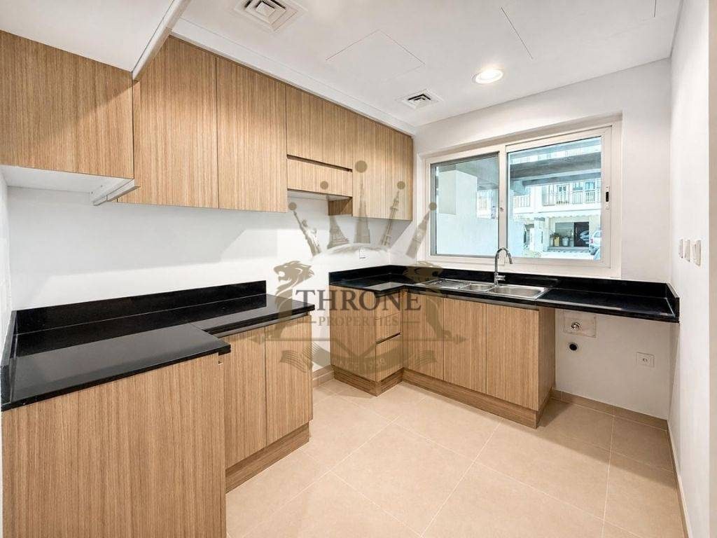 4 Bedroom Townhouse for Rent in DAMAC Hills 2 (Akoya by DAMAC) - Photo 4 | Throne Properties