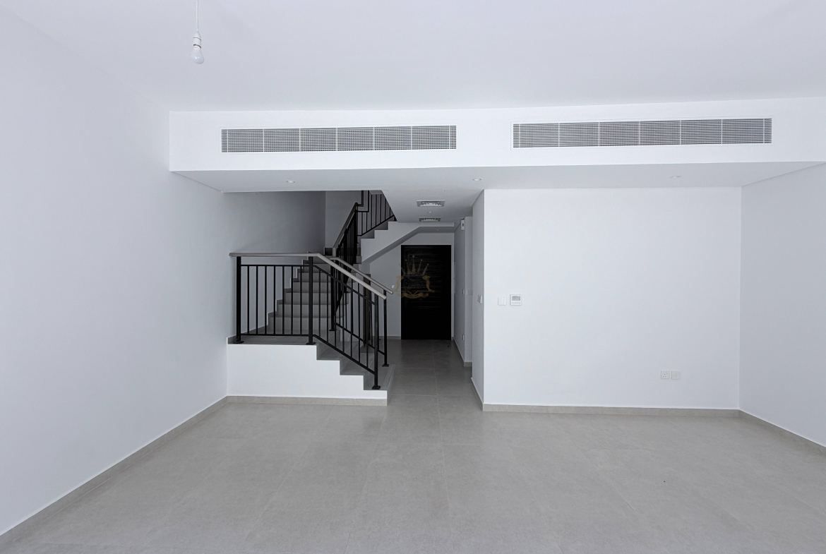 4 Bedroom Townhouse for Rent in DAMAC Hills 2 (Akoya by DAMAC) - Photo 5 | Throne Properties