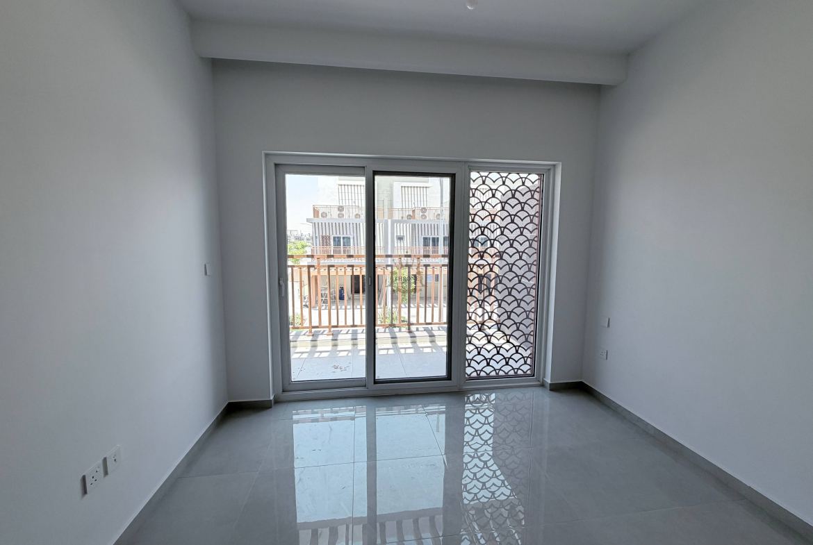 4 Bedroom Townhouse for Rent in DAMAC Hills 2 (Akoya by DAMAC) - Photo 5 | Throne Properties