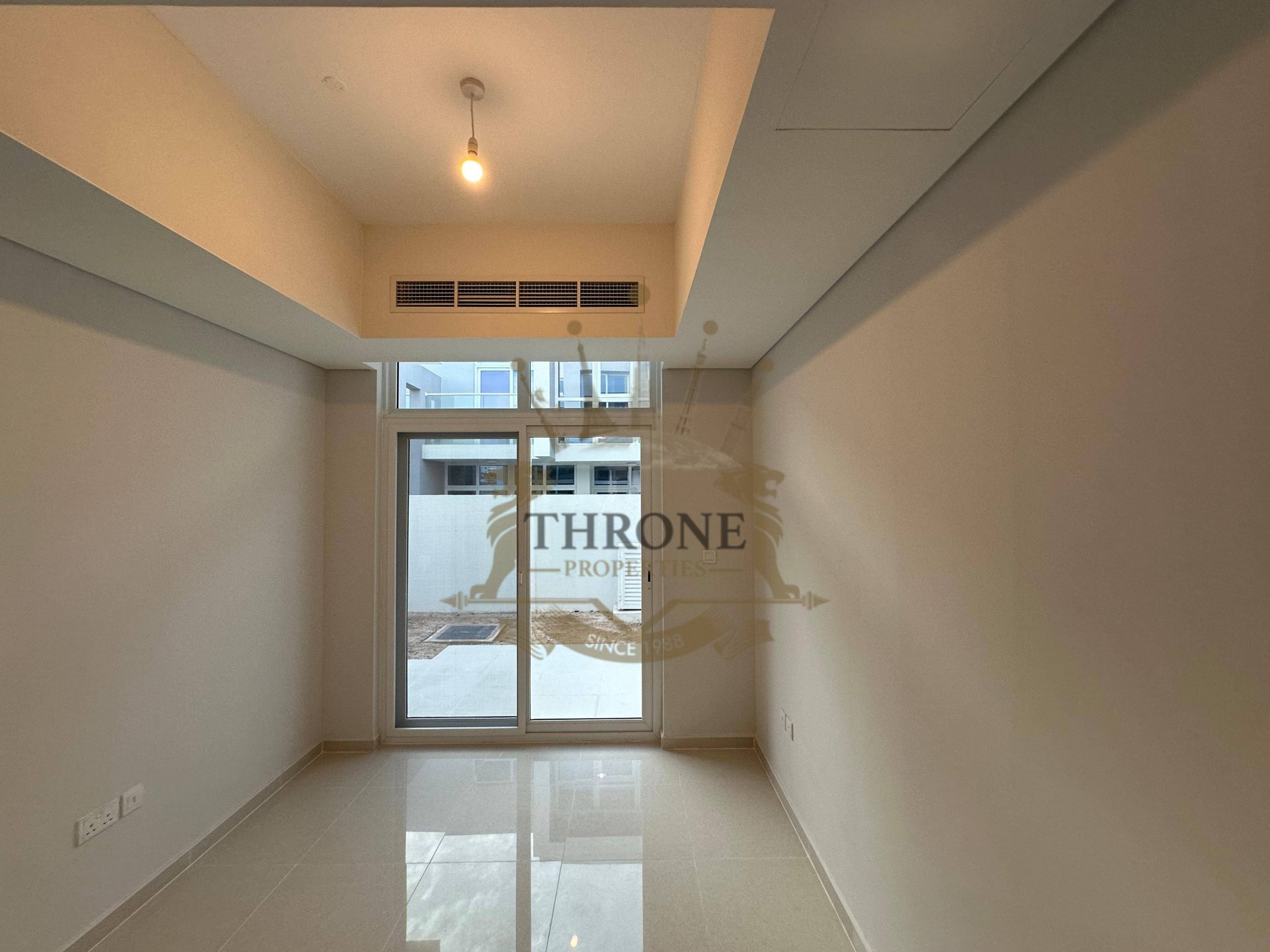 3 Bedroom Townhouse for Rent in DAMAC Hills 2 (Akoya by DAMAC) - Photo 6 | Throne Properties