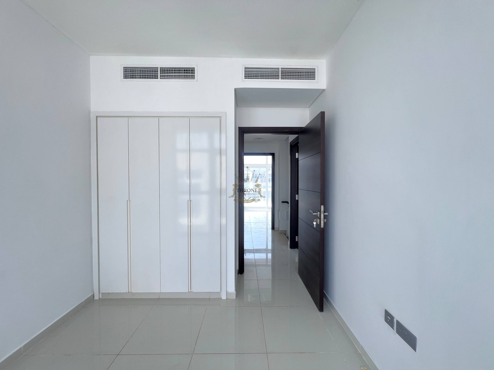 3 Bedroom Townhouse for Rent in DAMAC Hills 2 (Akoya by DAMAC) - Photo 7 | Throne Properties