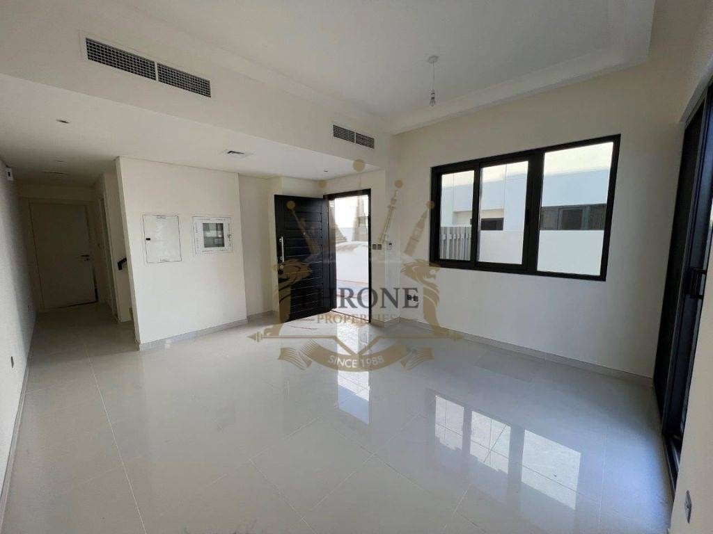 3 Bedroom Townhouse for Rent in DAMAC Hills 2 (Akoya by DAMAC) - Photo 8 | Throne Properties