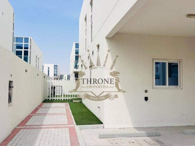 Furnished |Near Entrance | Non Negotiable | Vacant
