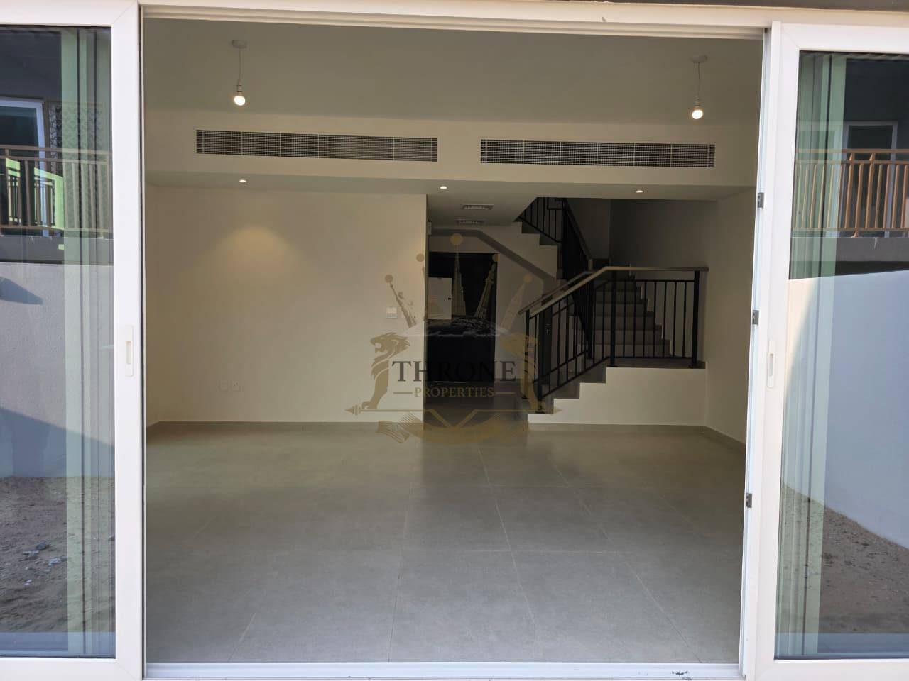 4 Bedroom Townhouse for Sale in DAMAC Hills 2 (Akoya by DAMAC) - Photo 4 | Throne Properties