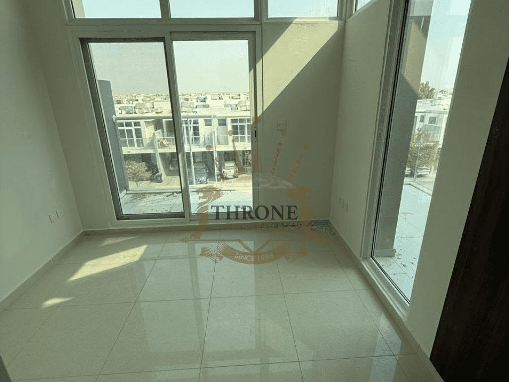 5 Bedroom Townhouse for Sale in DAMAC Hills 2 (Akoya by DAMAC) - Photo 6 | Throne Properties
