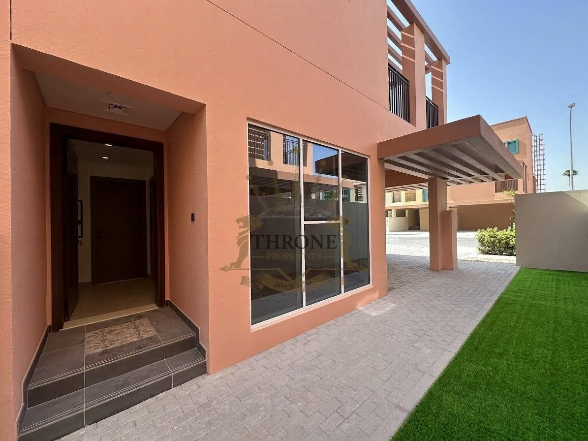 5 Bedroom Townhouse for Rent in Damac Lagoons - Photo 4 | Throne Properties
