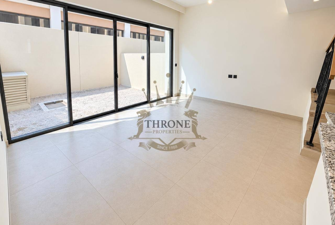 4 Bedroom Townhouse for Rent in Damac Lagoons - Photo 5 | Throne Properties