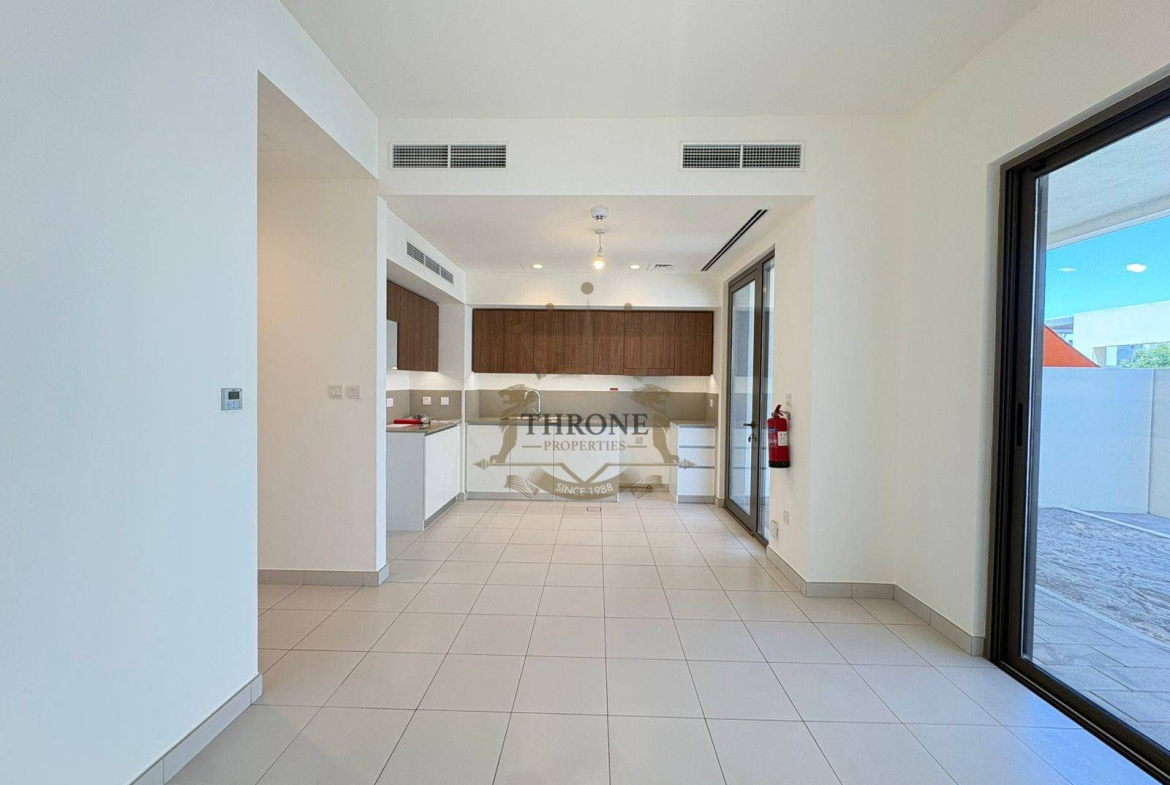 3 Bedroom Townhouse for Sale in Dubai South - Photo 2 | Throne Properties