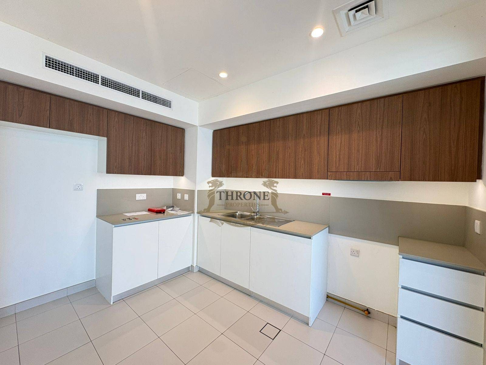 3 Bedroom Townhouse for Sale in Dubai South - Photo 4 | Throne Properties